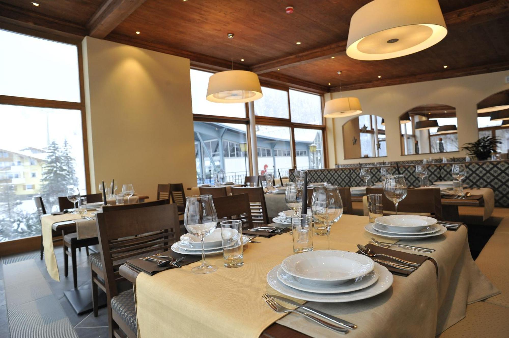 Hotel Europa Dolomites Selva di Val Gardena Kültér fotó