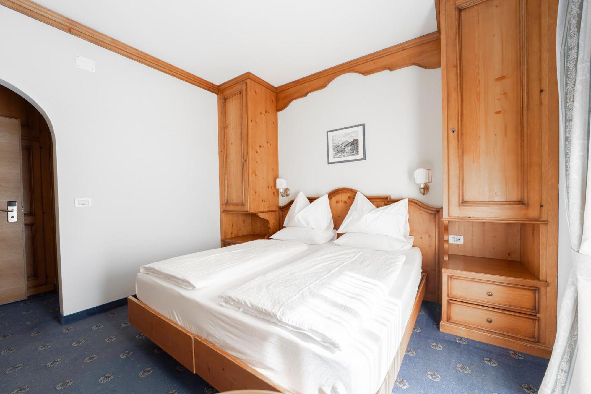 Hotel Europa Dolomites Selva di Val Gardena Kültér fotó